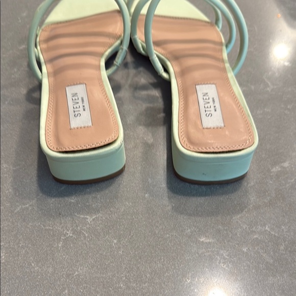 Steven By Steve Madden Green and Tan Sandals - Picture 6 of 7